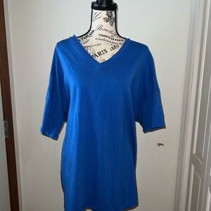 *5/$25* Blue V-Neck Women's Tee